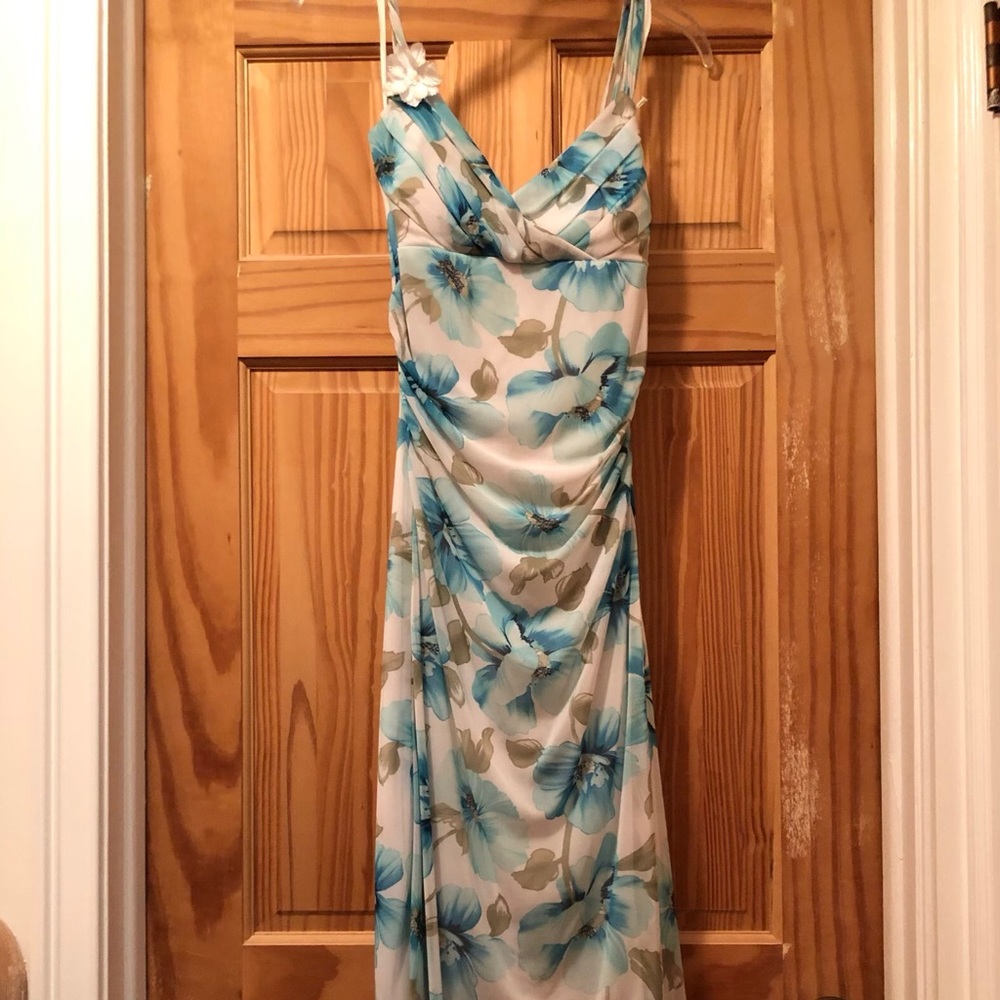 Beautiful summer dress!